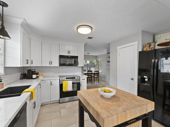 5726 Green Timbers Drive, Humble TX 77346