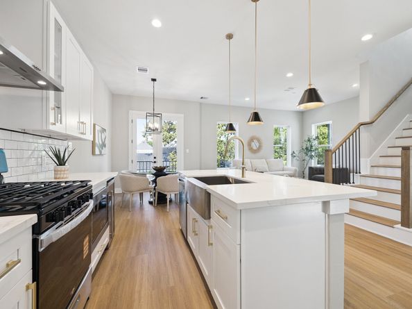 807 Martin Street C, Houston TX 77018