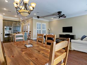 31 E Breezy Way, The Woodlands TX 77380