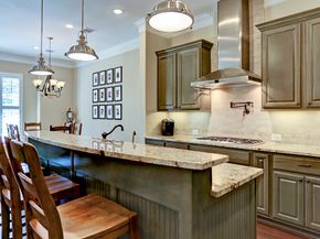 31 E Breezy Way, The Woodlands TX 77380