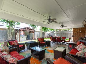 8219 Trophy Place Dr Drive, Humble TX 77346