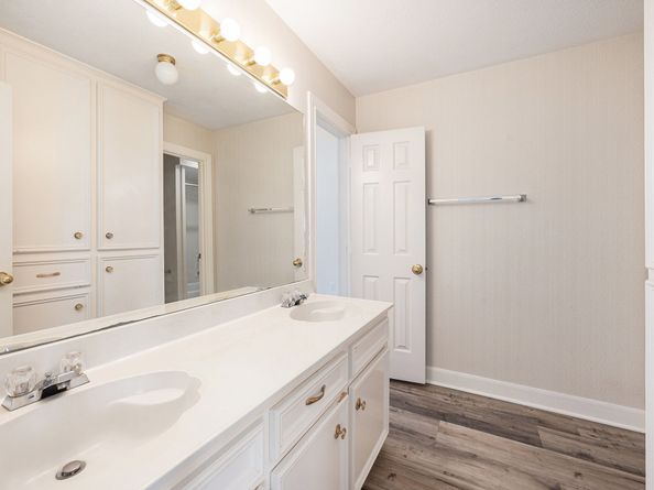 7921 Capri Circle, Houston TX 77095