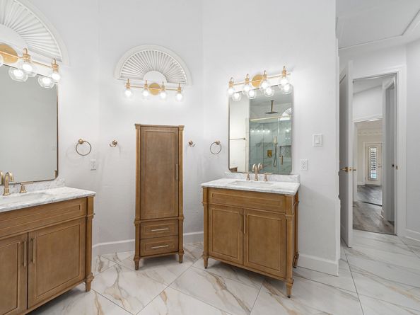 7921 Capri Circle, Houston TX 77095