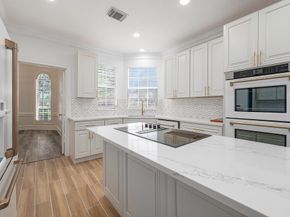 7921 Capri Circle, Houston TX 77095
