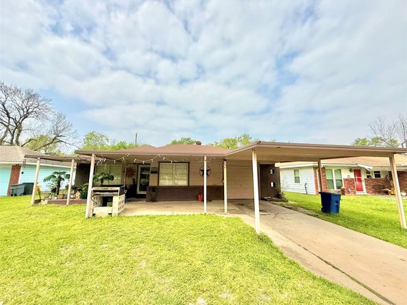12337 Kayla Lane, Houston TX 77015