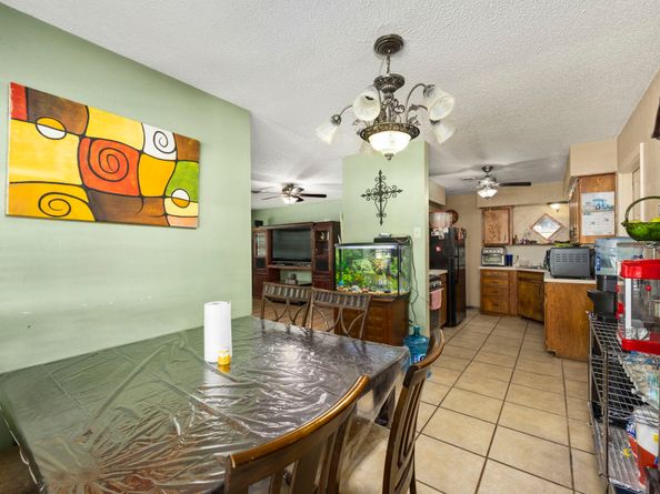 12337 Kayla Lane, Houston TX 77015