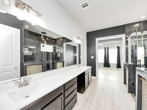 4914 Thunder Creek Lane, Sugar Land TX 77479
