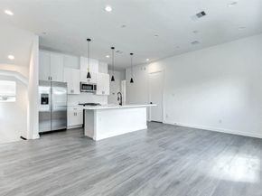 6204 Maybell Street, Houston TX 77091