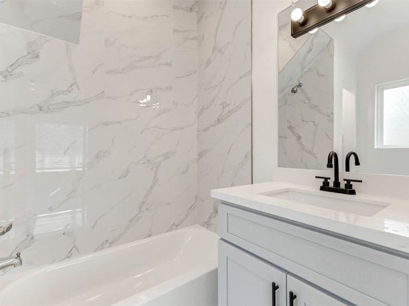 6204 Maybell Street, Houston TX 77091