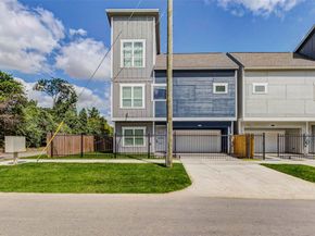 6204 Maybell Street, Houston TX 77091