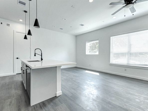 6204 Maybell Street, Houston TX 77091