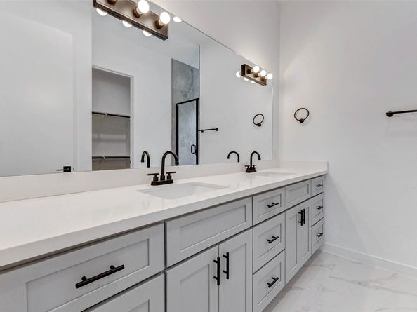 6204 Maybell Street, Houston TX 77091