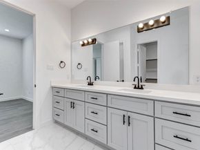 6204 Maybell Street, Houston TX 77091