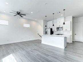 6204 Maybell Street, Houston TX 77091