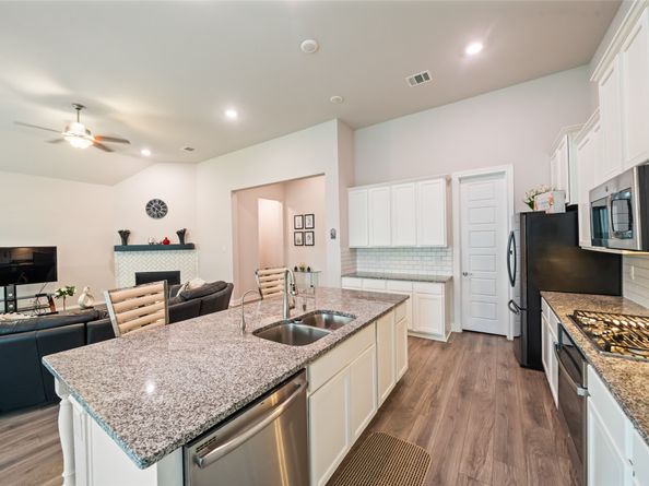 18918 Arnold Creek Lane, New Caney TX 77357