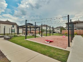 4005 Starbright St, Houston TX 77018