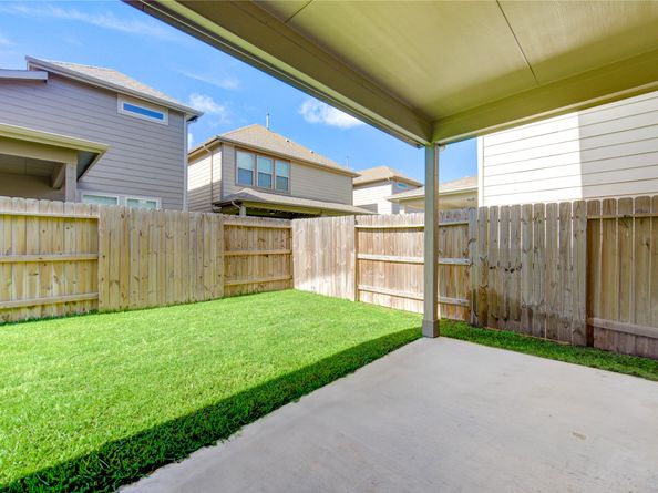 4005 Starbright St, Houston TX 77018