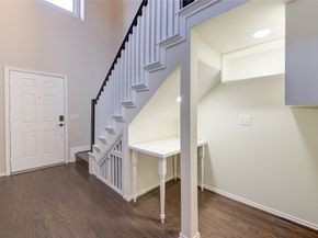 4005 Starbright St, Houston TX 77018