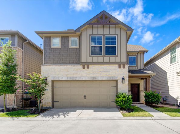 4005 Starbright St, Houston TX 77018