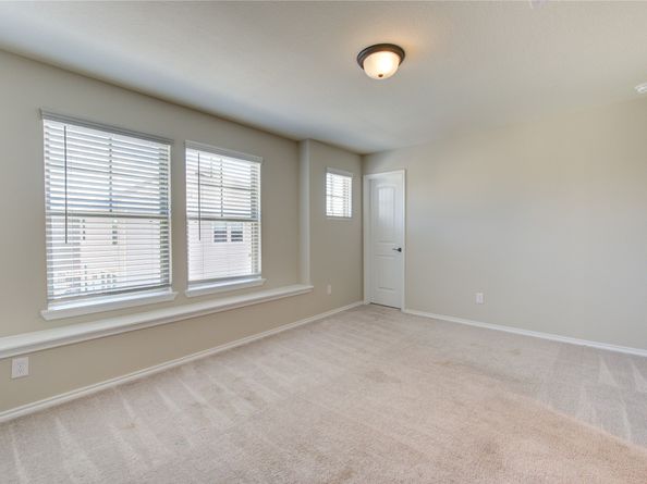 4005 Starbright St, Houston TX 77018