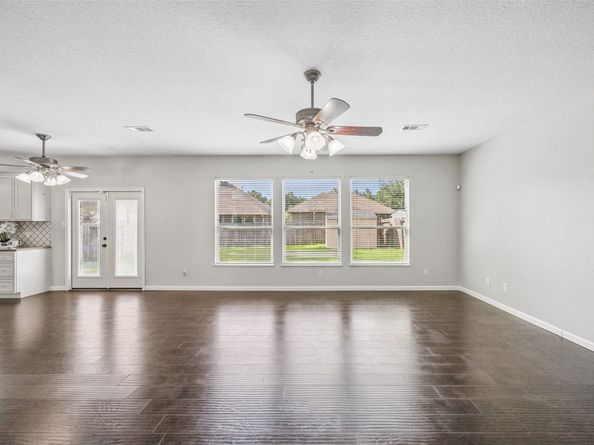 1815 Northampton Drive, Conroe TX 77303