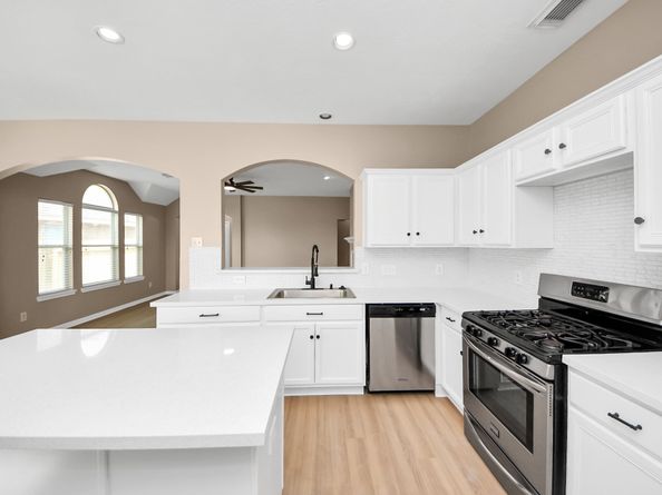 7407 Rustic Chase Drive, Richmond TX 77407