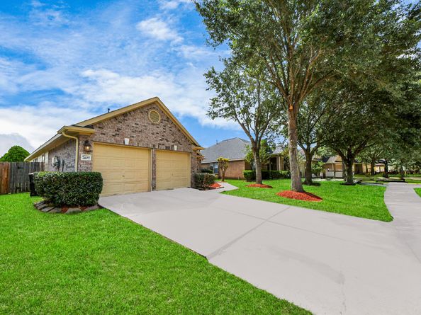 7407 Rustic Chase Drive, Richmond TX 77407