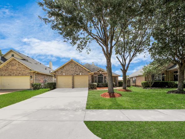 7407 Rustic Chase Drive, Richmond TX 77407