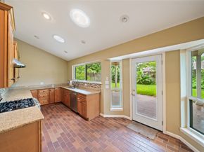 6918 Pine Grove Drive, Houston TX 77092