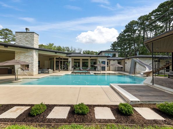 2487 Northline Road, Conroe TX 77384