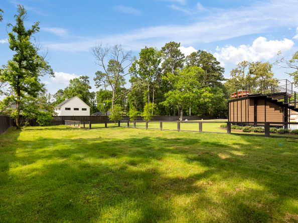 2487 Northline Road, Conroe TX 77384
