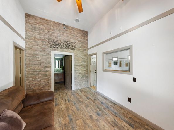 2487 Northline Road, Conroe TX 77384