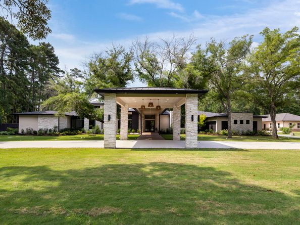 2487 Northline Road, Conroe TX 77384