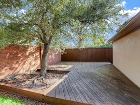 3131 Bonnebridge Way Boulevard, Houston TX 77082