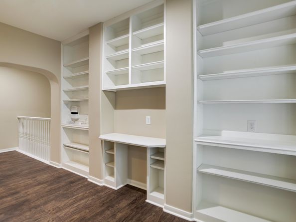 3131 Bonnebridge Way Boulevard, Houston TX 77082