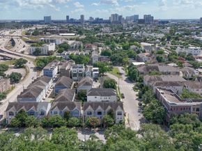 1706 Elgin Street, Houston TX 77004