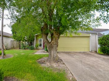 13807 Beech Hollow Lane