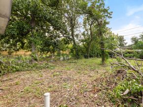 206 Owens Street, Houston TX 77029