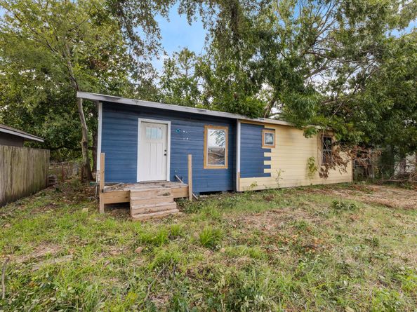 206 Owens Street, Houston TX 77029