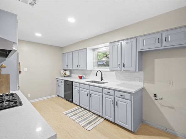 9614 Hammerly Boulevard, Houston TX 77080