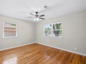 9614 Hammerly Boulevard, Houston TX 77080