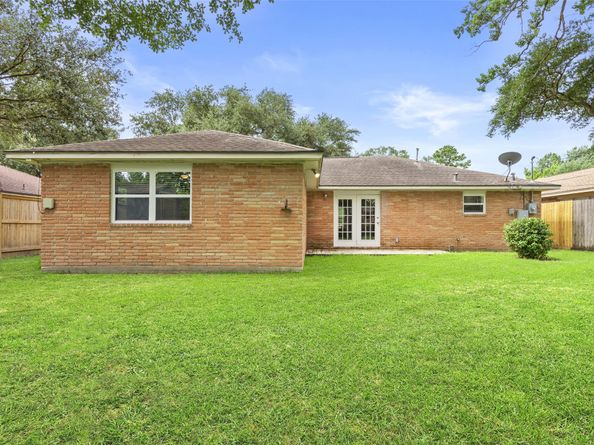 9614 Hammerly Boulevard, Houston TX 77080