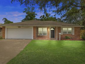 9614 Hammerly Boulevard, Houston TX 77080