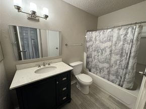 10101 S Gessner Road 305, Houston TX 77071