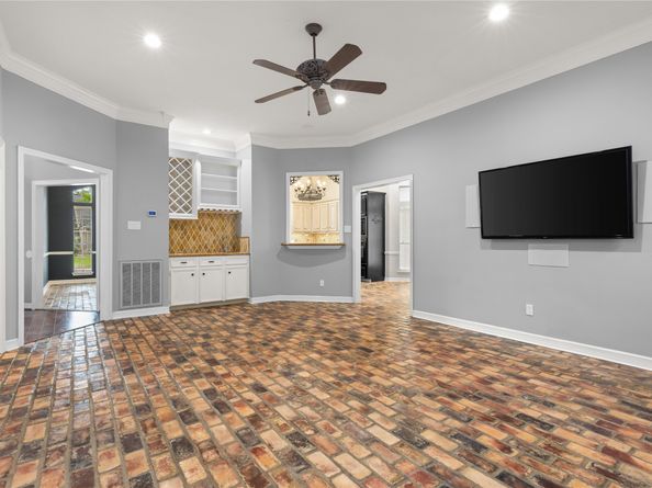 1911 Tawny Oaks Drive, Kingwood TX 77345