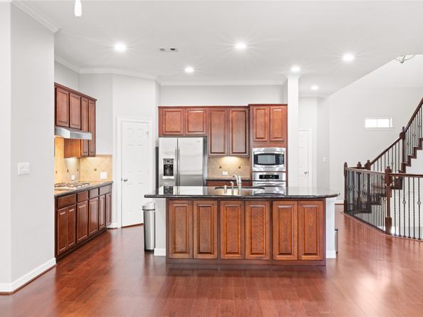 2710 Kings Retreat Circle, Houston TX 77345