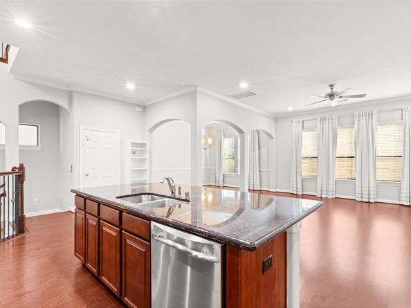 2710 Kings Retreat Circle, Houston TX 77345