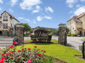2710 Kings Retreat Circle, Houston TX 77345