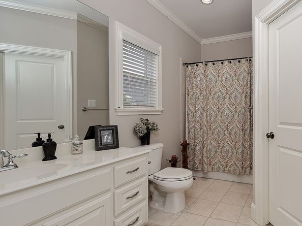 75 Colonial Row Drive, The Woodlands TX 77380