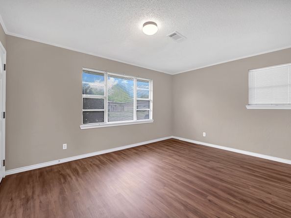 518 Elton Street, Houston TX 77034
